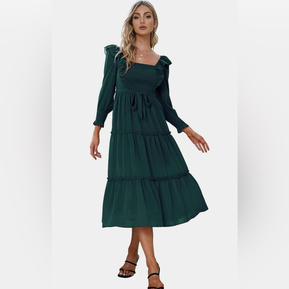 Green Ruffled Tiered Smocked Chest Square Neck Dress